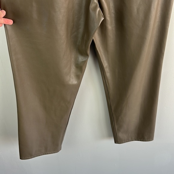 Zara Brown Faux Vegan Leather The Weekend Trouser Pants Size Medium - Picture 14 of 16